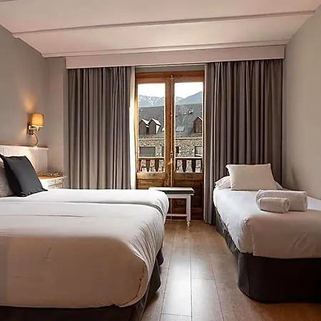 Ribaeta Hotel 2*